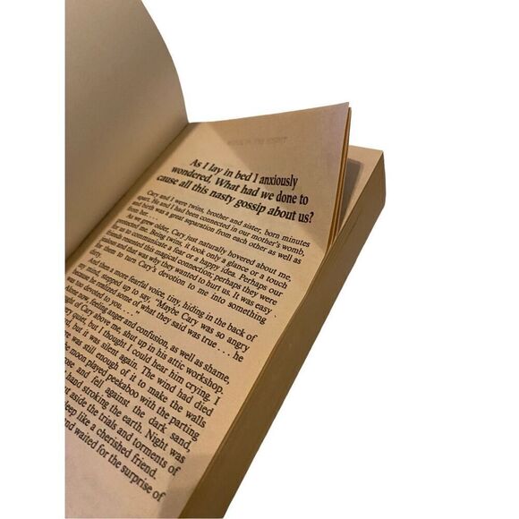 Lot Of 3 VC Andrews Heart Song Tarnished Gold Paperback Book Set Fiction Novel - Picture 6 of 9